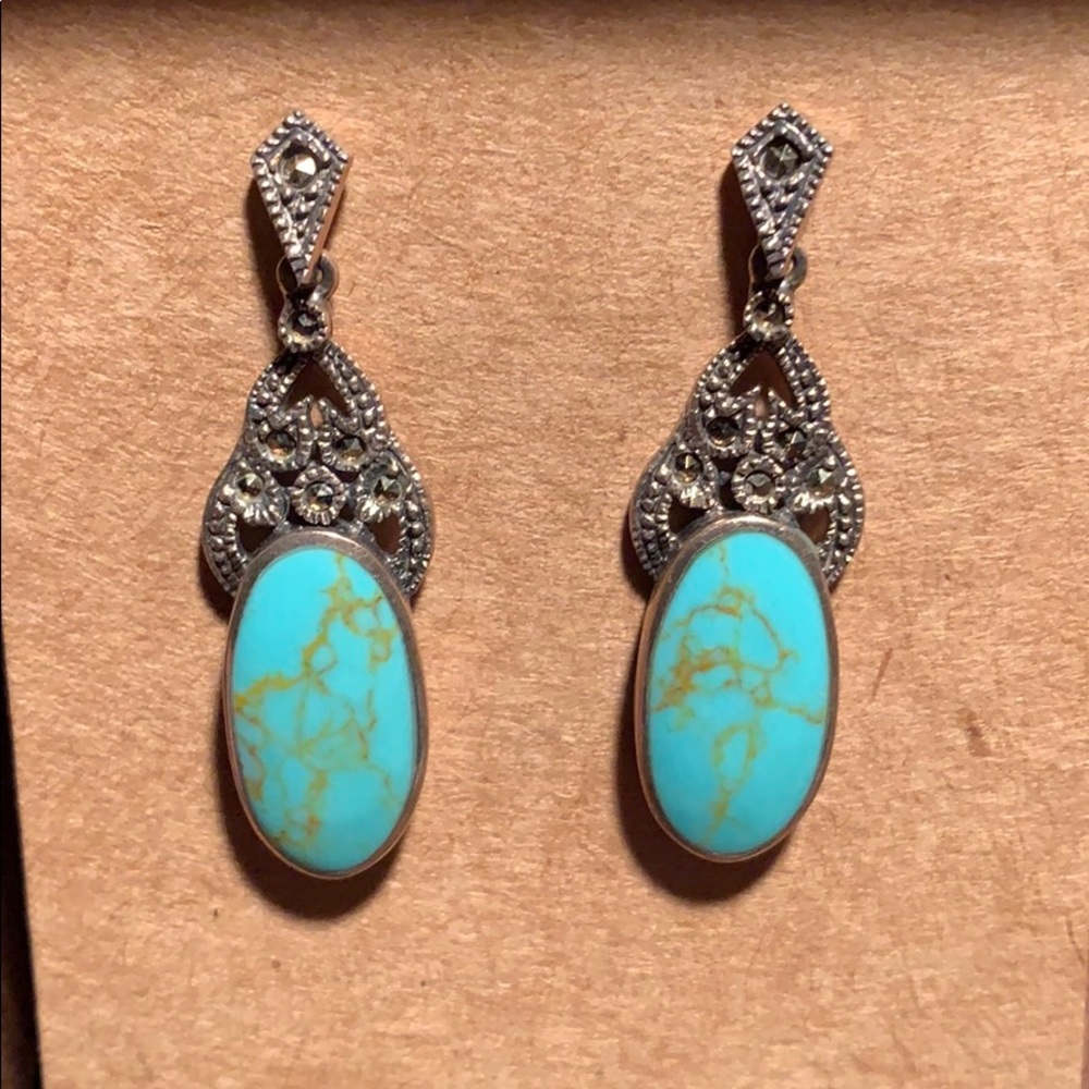 Sterling Silver/Turquoise classic danglin earrings